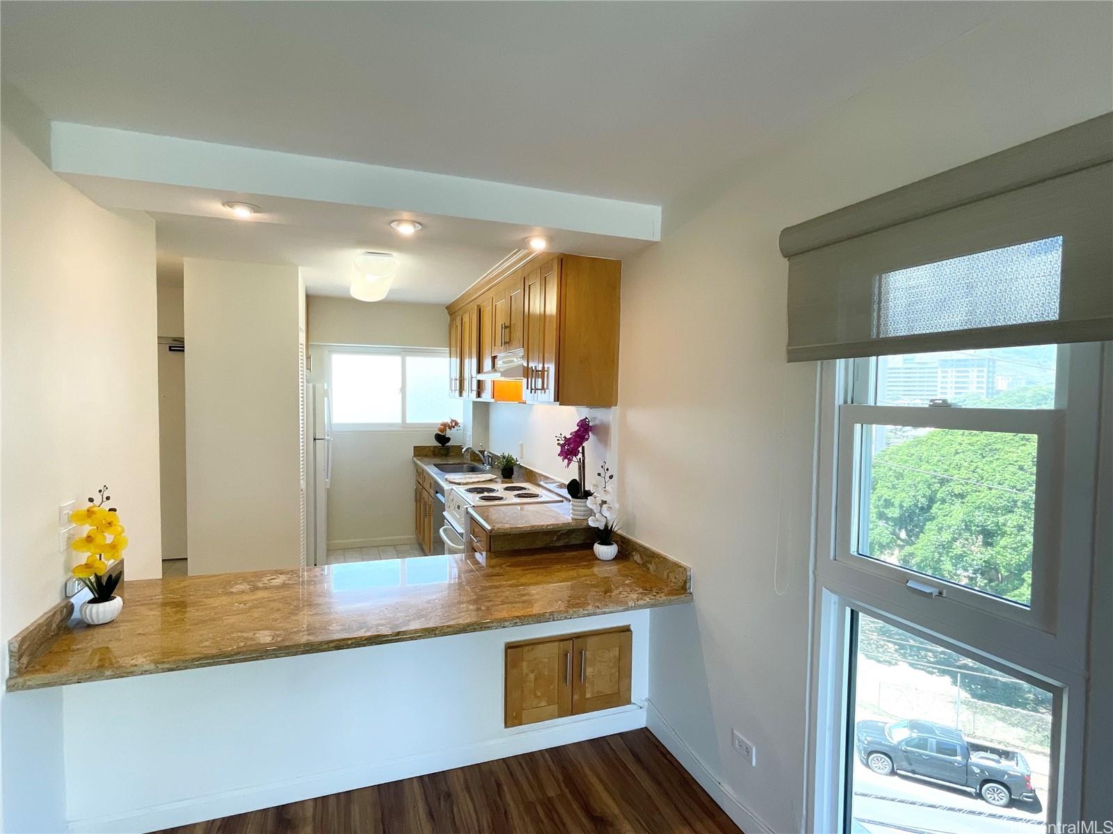 2488 Kapiolani Boulevard  Unit 604