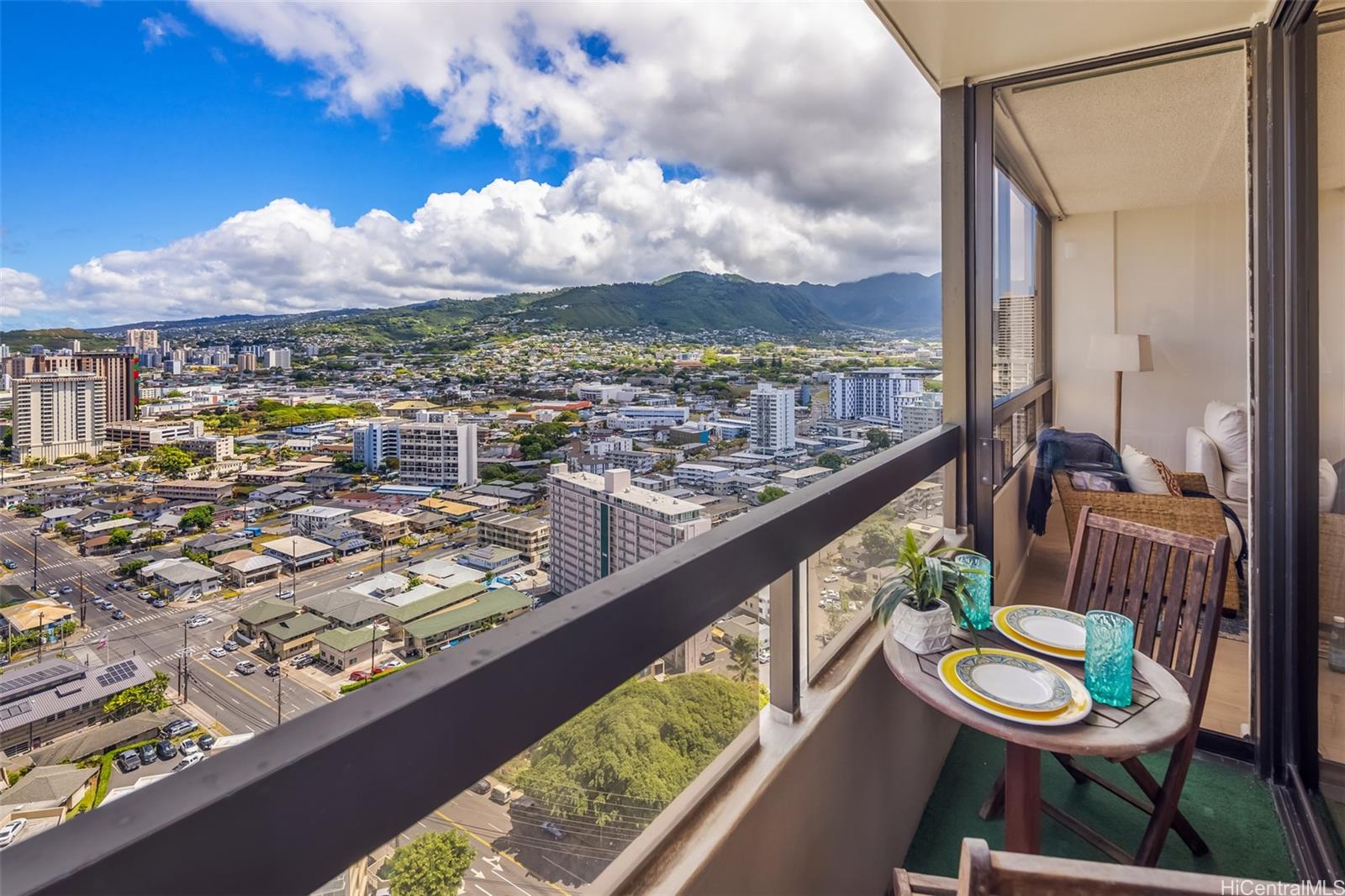 2499 Kapiolani Boulevard  Unit 2804