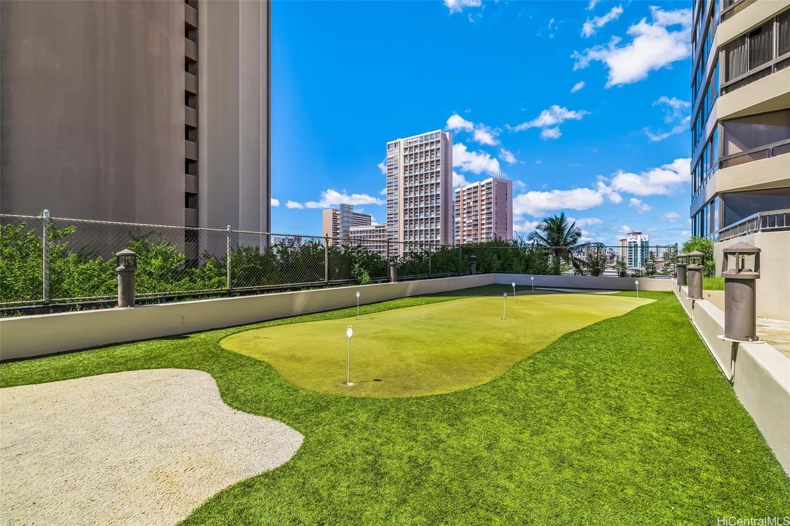 2499 Kapiolani Boulevard  Unit 2804