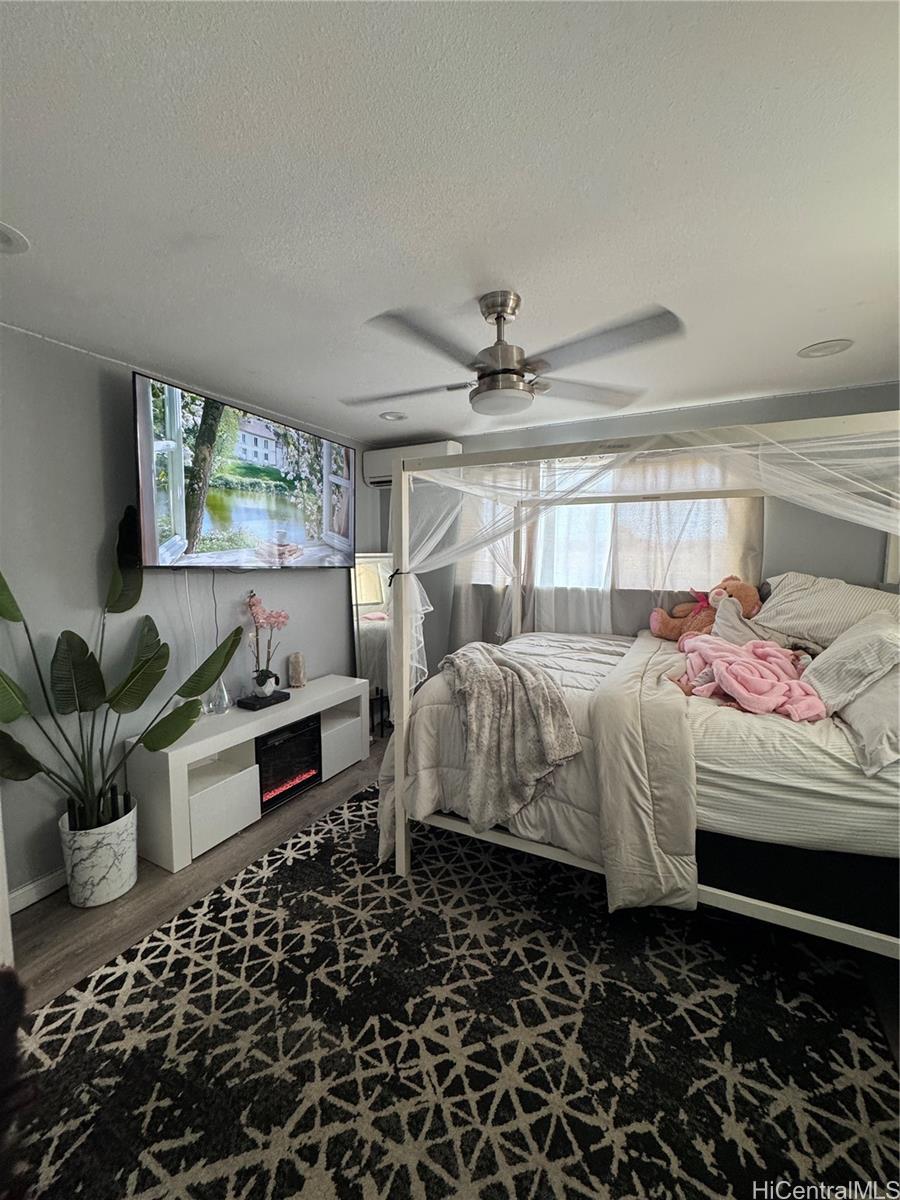 87-418 Farrington Highway