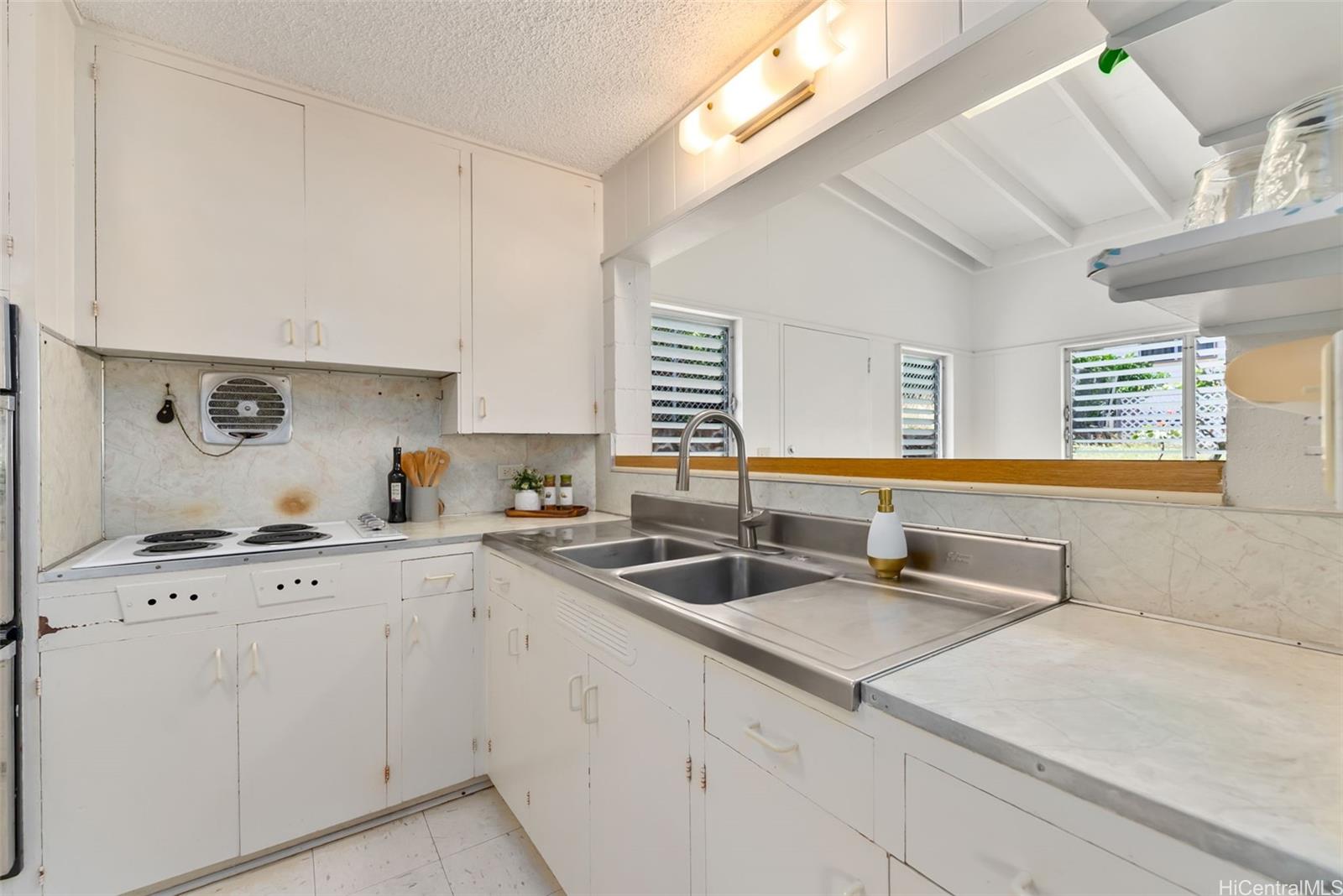 6014 Aimoku Street