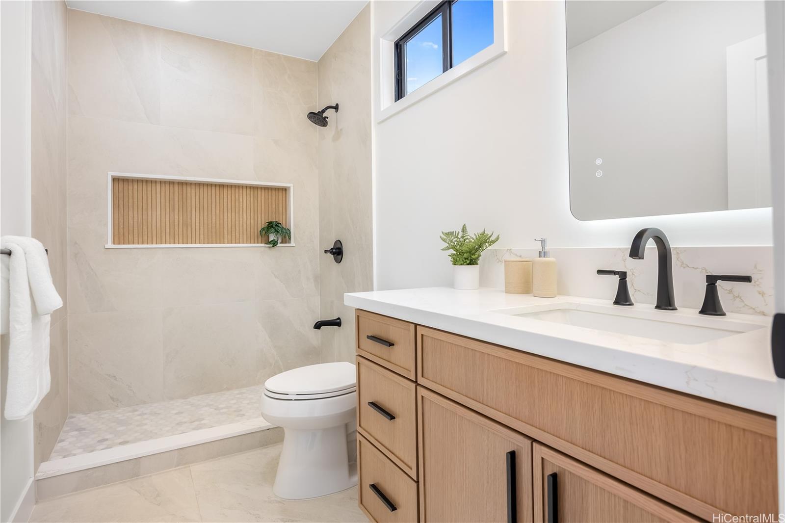 1320-A 7th Avenue