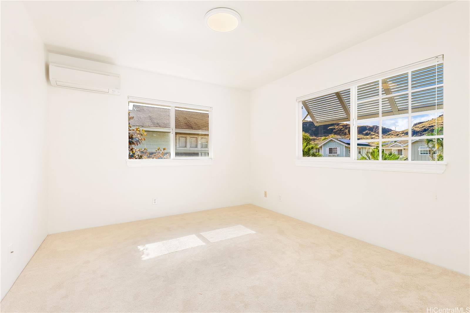 87-1070 Huamoa Street