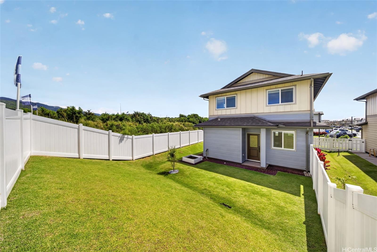 91-4098 Hikuono Street  Unit 28
