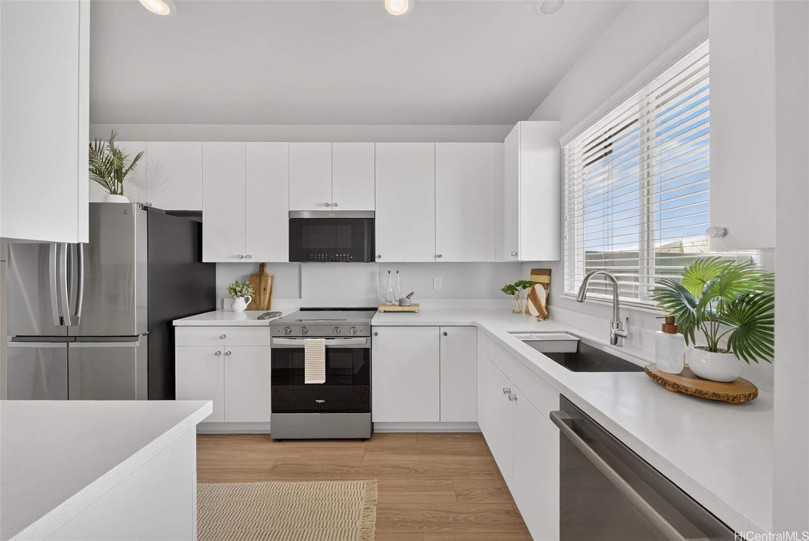 91-4098 Hikuono Street  Unit 28