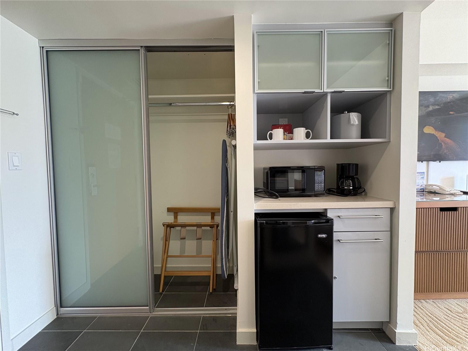 410 Atkinson Drive  Unit 1618