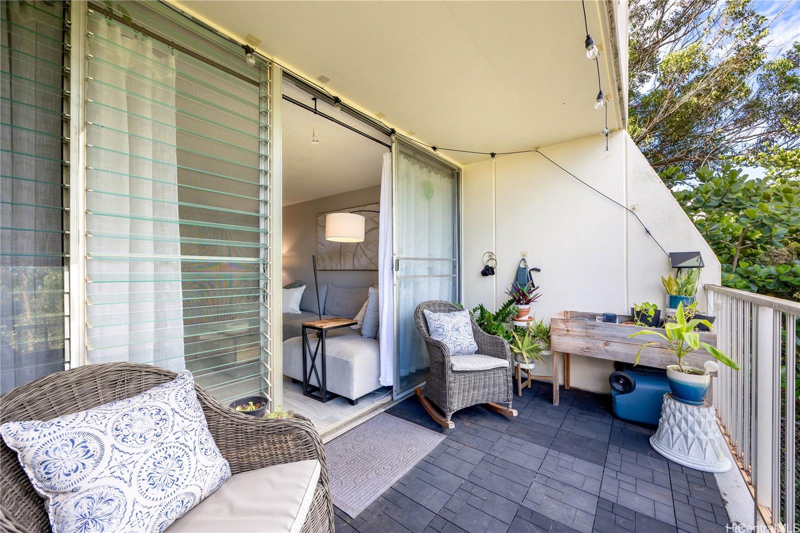 95-2055 Waikalani Place  Unit B207