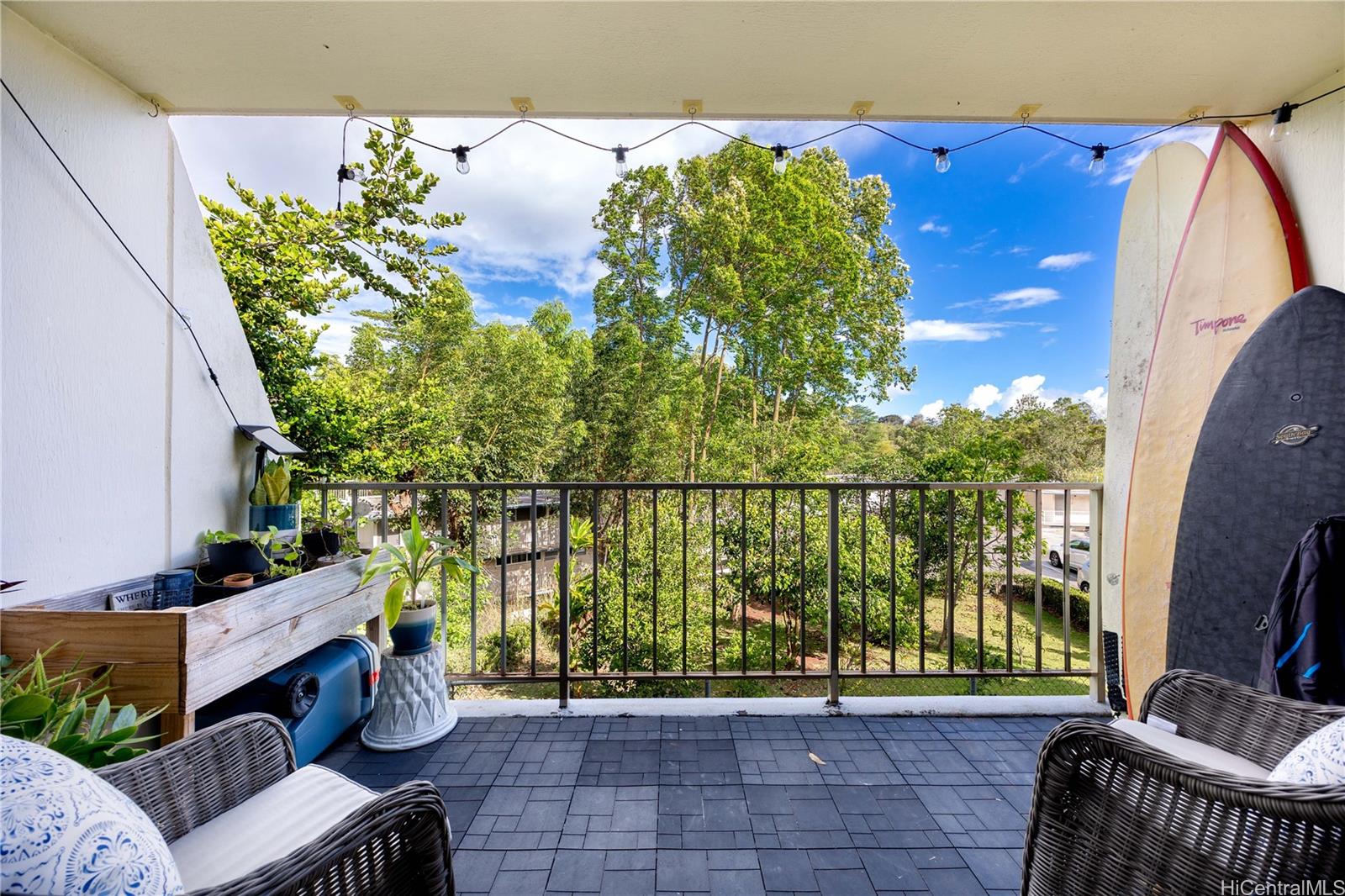 95-2055 Waikalani Place  Unit B207