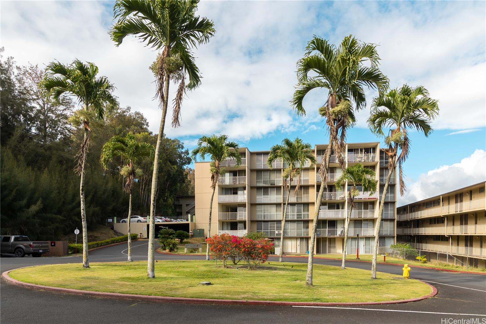 95-2055 Waikalani Place  Unit B207