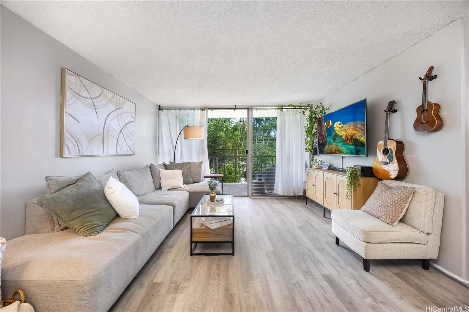 95-2055 Waikalani Place  Unit B207