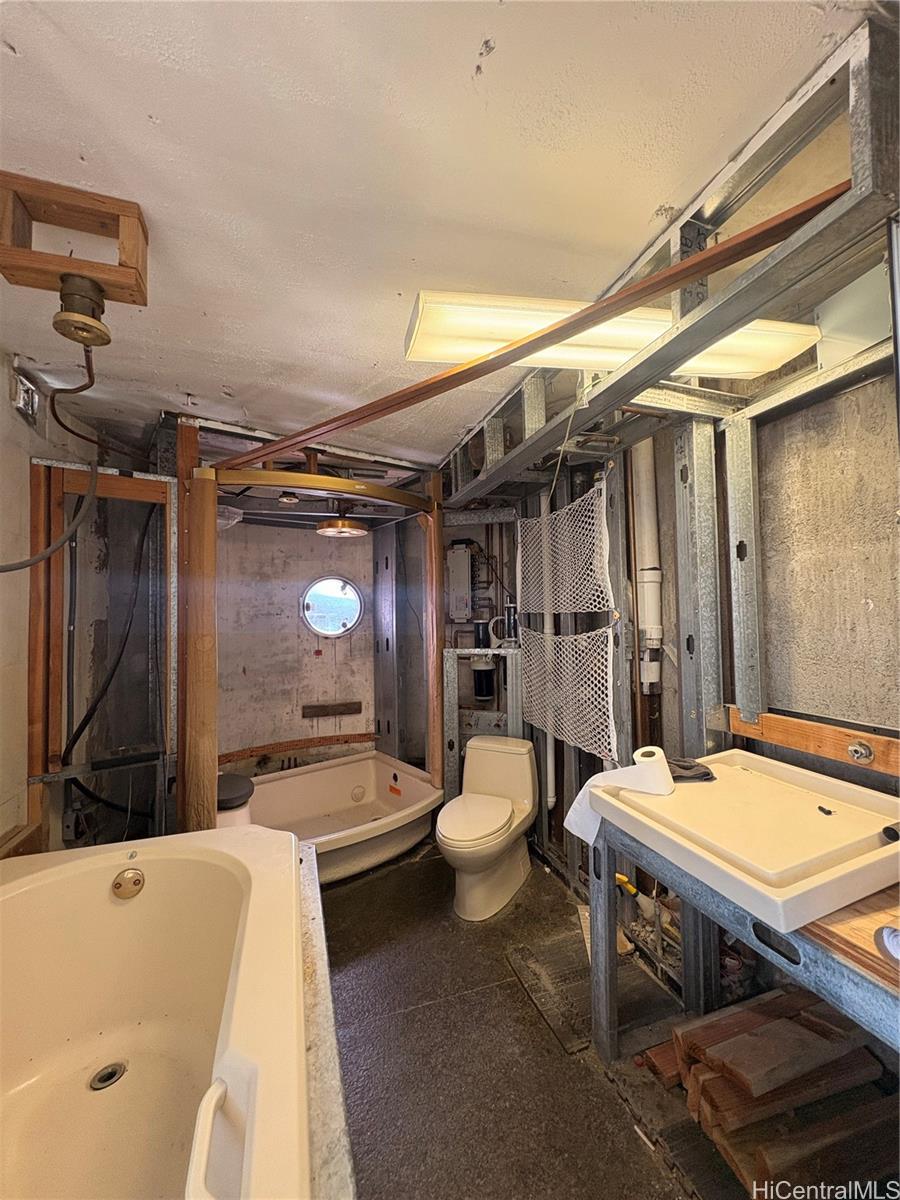 1910 Ala Moana Boulevard  Unit 37D