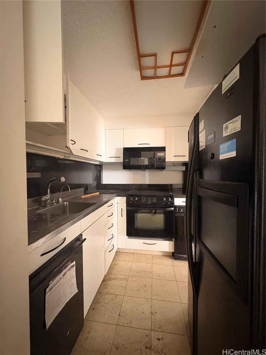 1910 Ala Moana Boulevard  Unit 37D