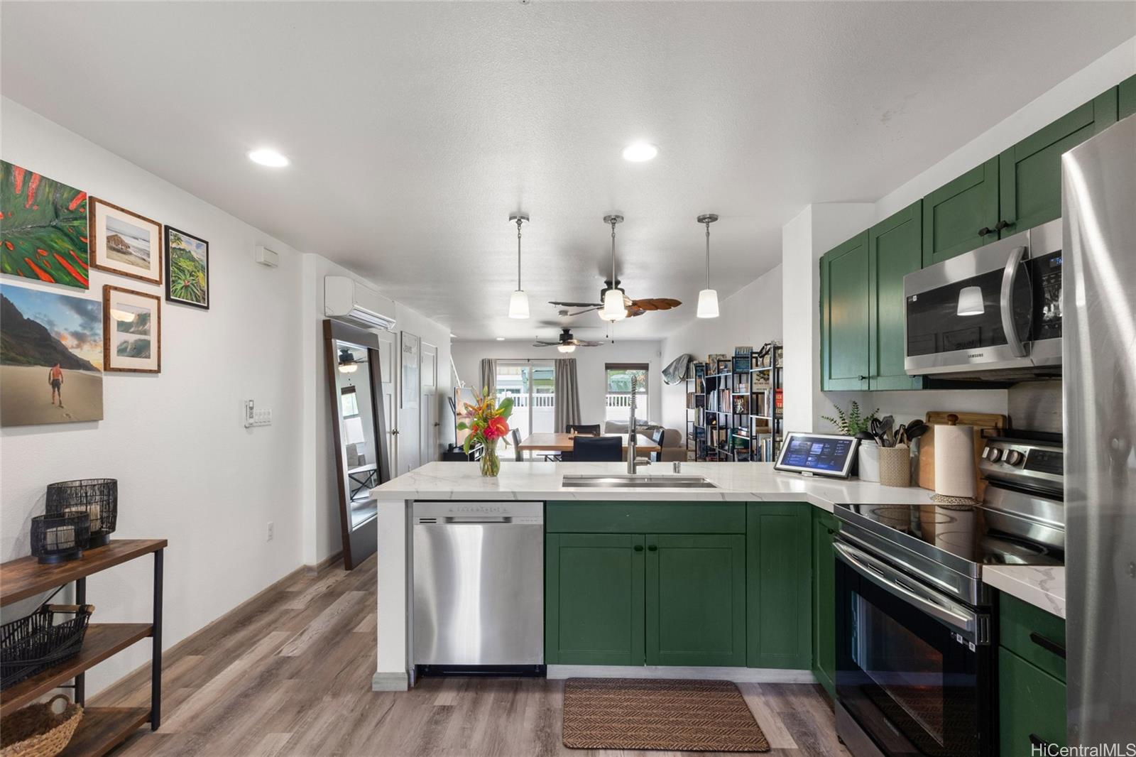 801 Kakala Street 1304