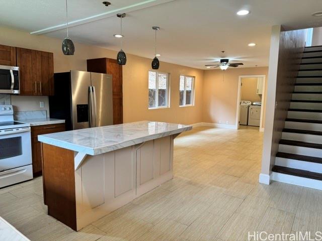 1939 Iwaho Place