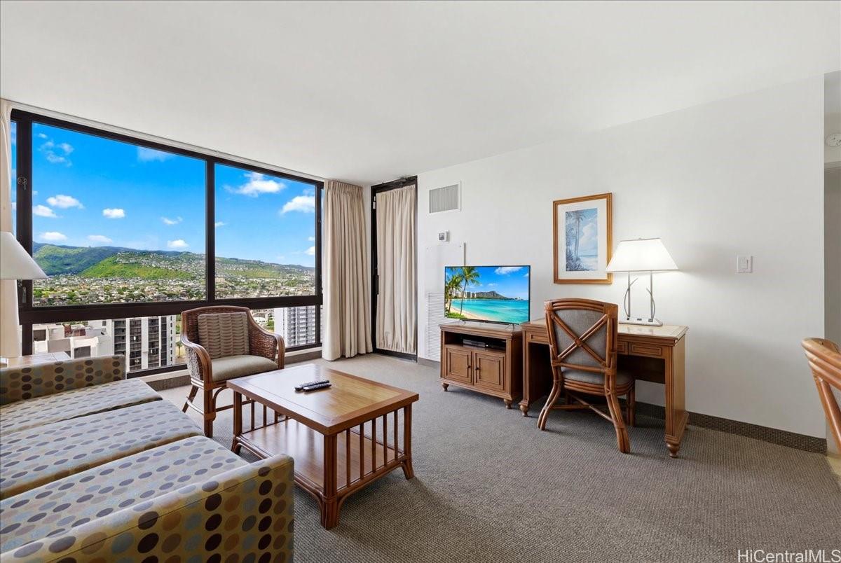 229 Paoakalani Avenue 3103