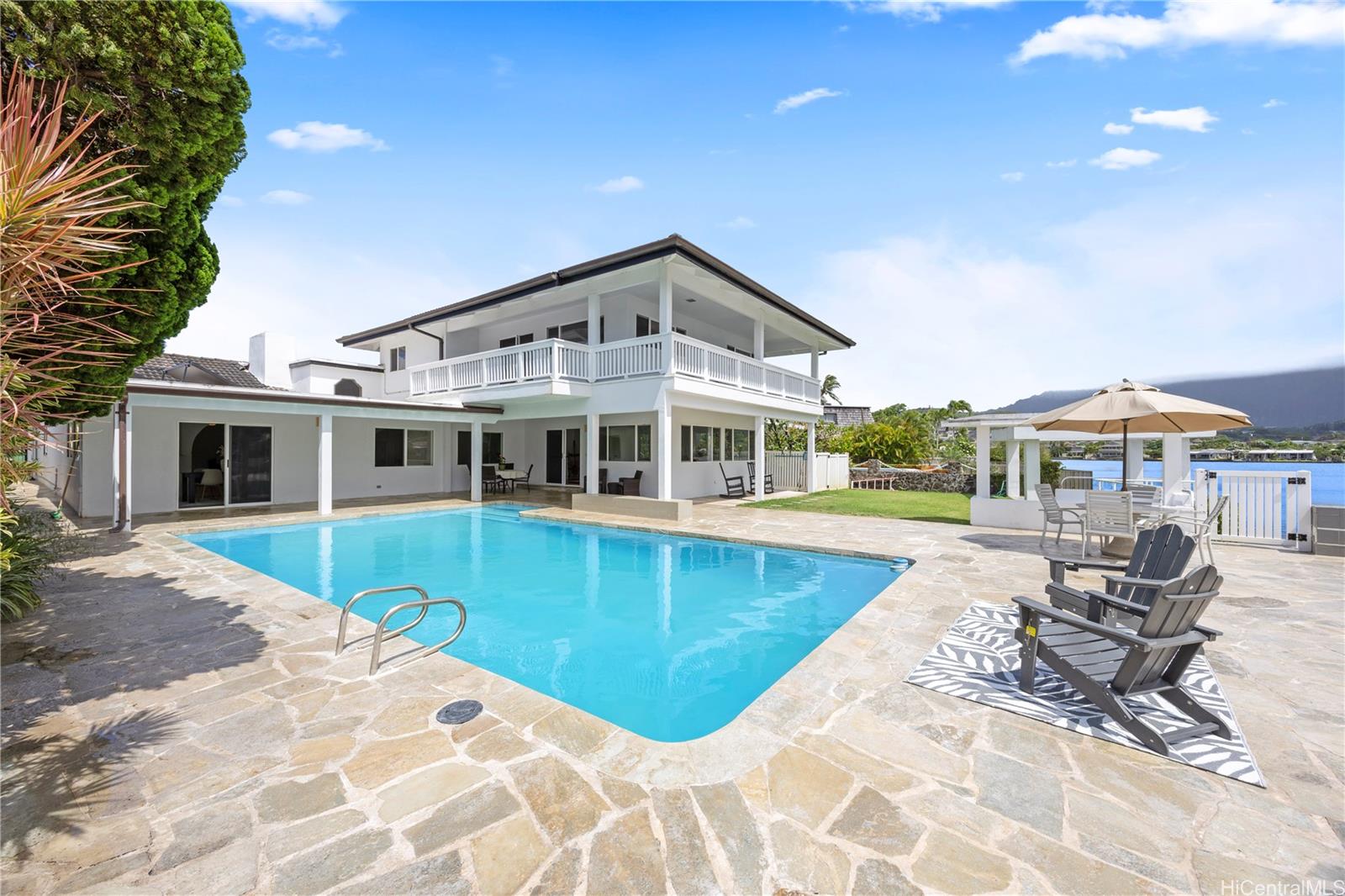 802 Pahumele Place