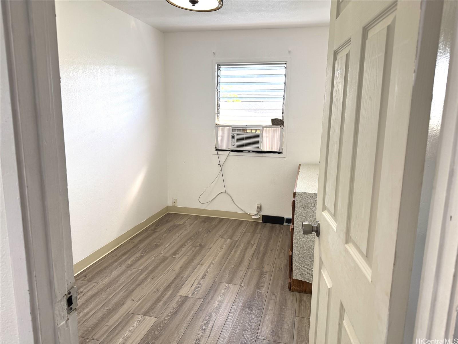 1918 Hanu Lane  Unit A