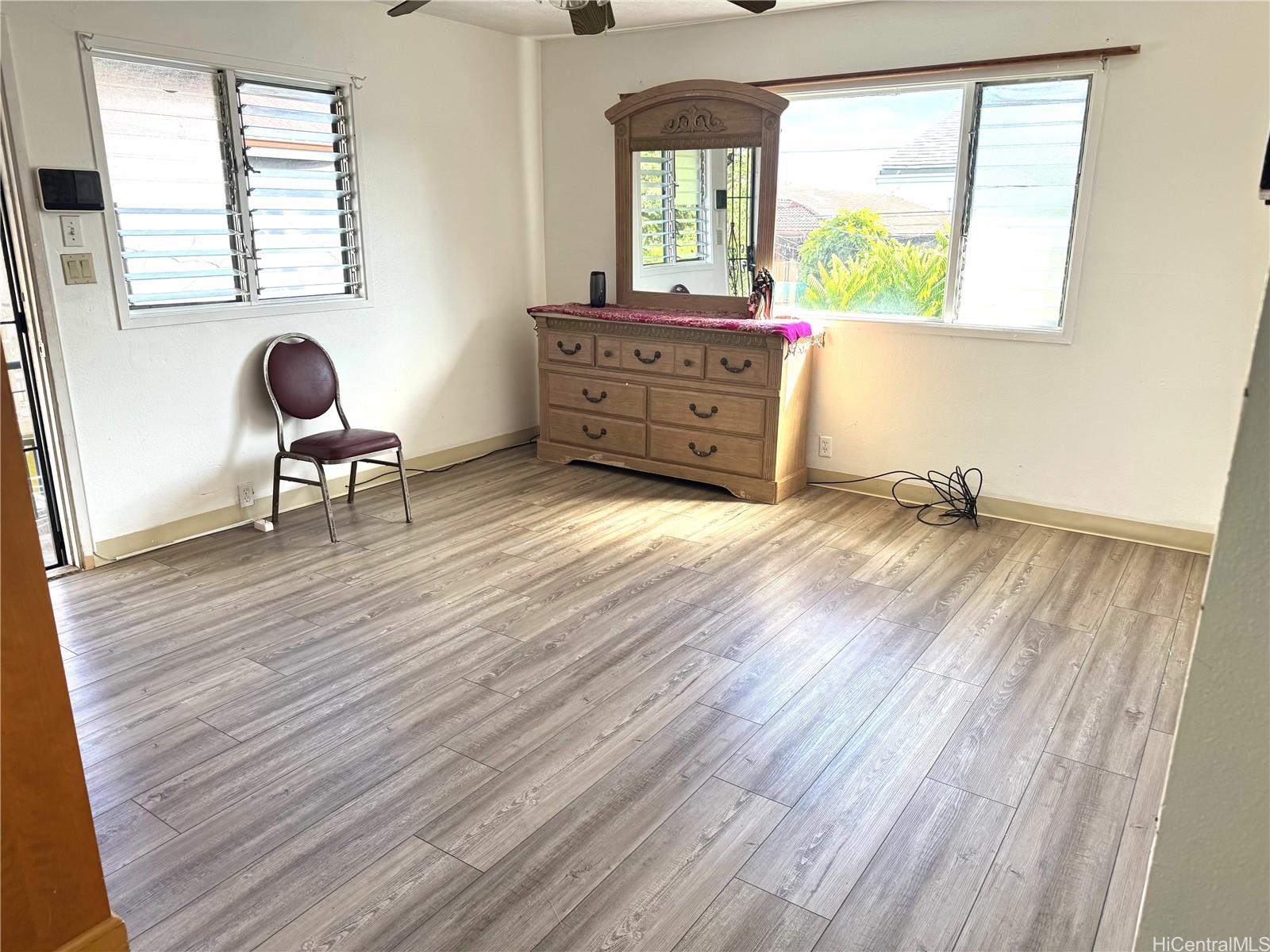 1918 Hanu Lane  Unit A