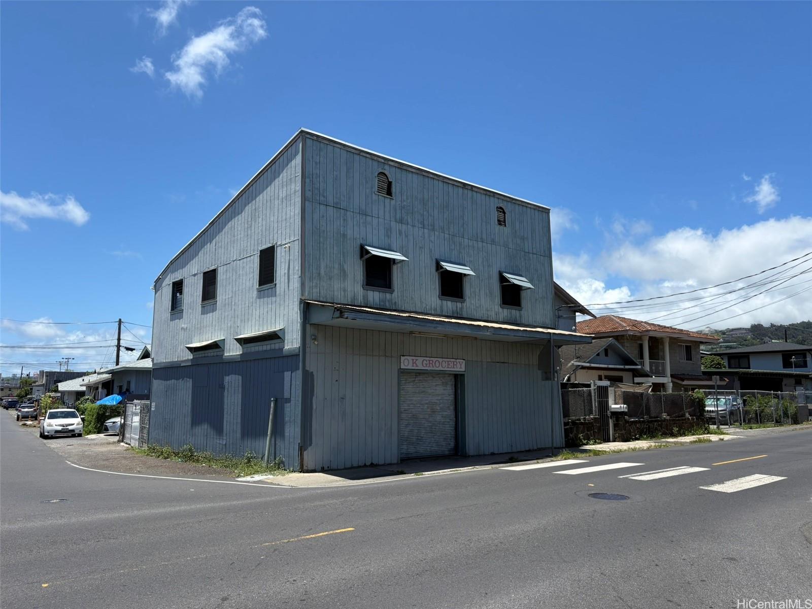 1104 Palama Street