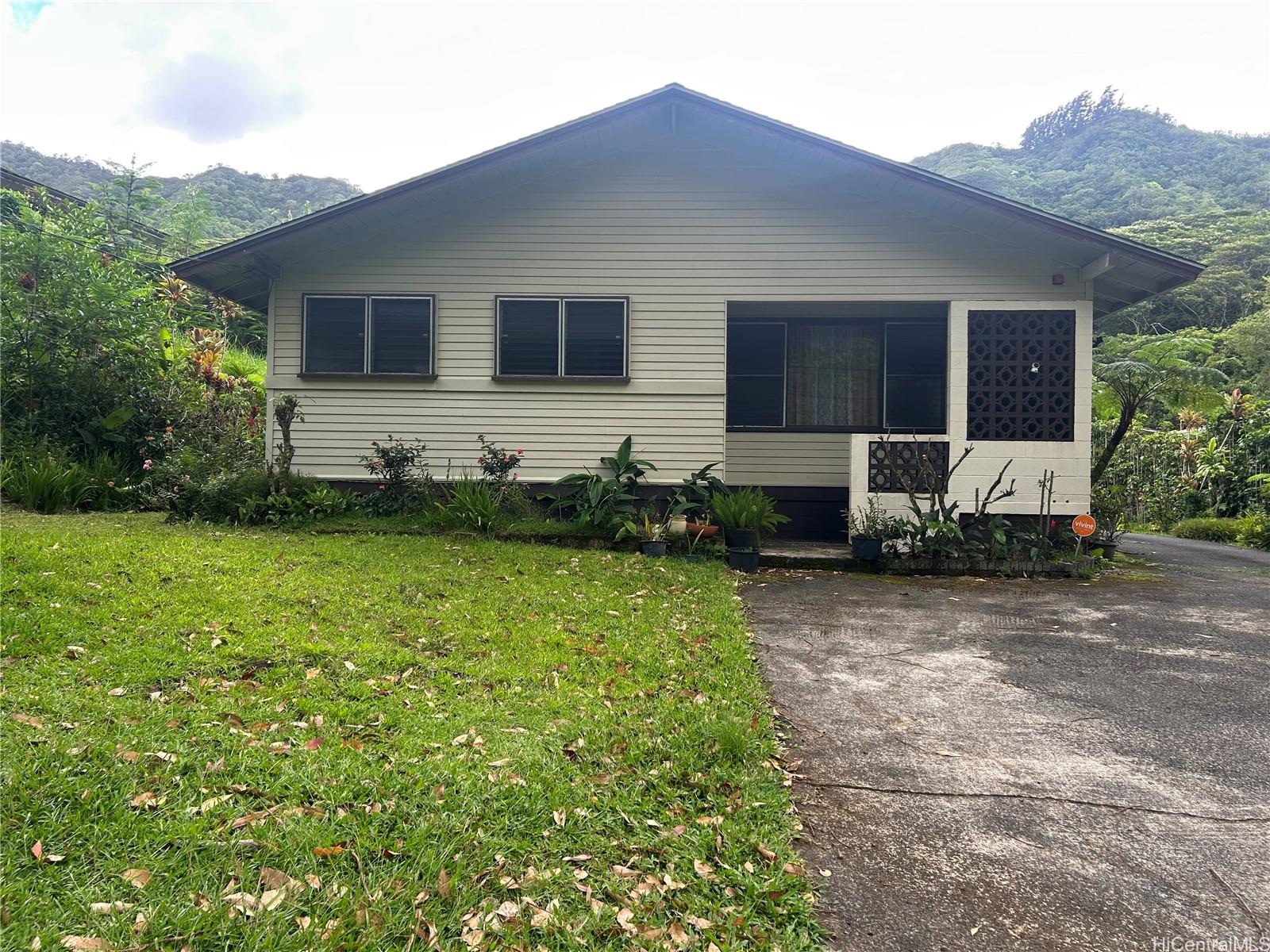 3545 Kalihi Street