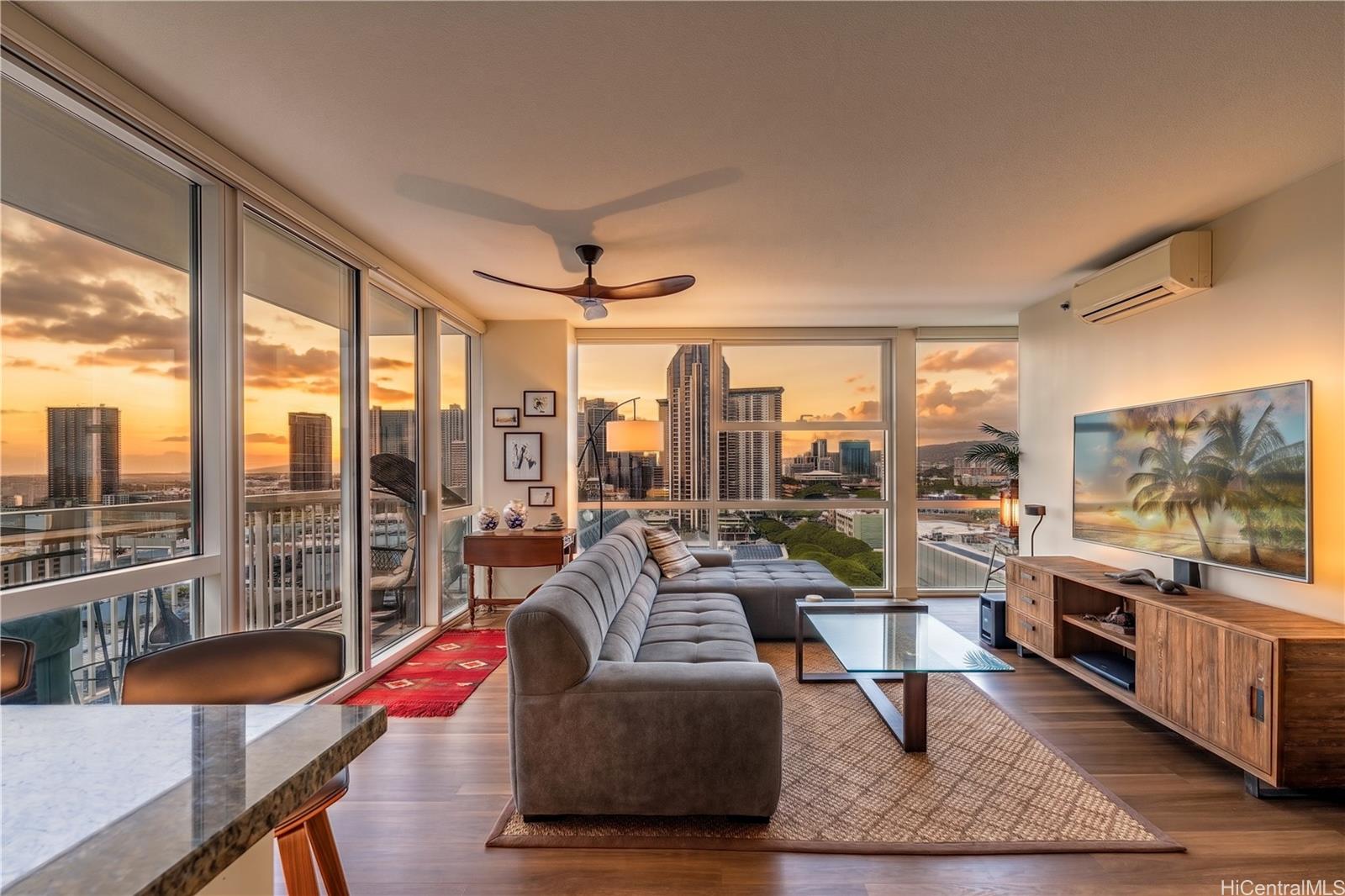 909 Kapiolani Boulevard 1804