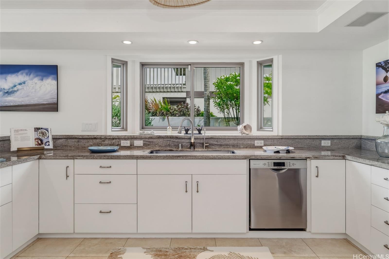 611 Kaimalino Place