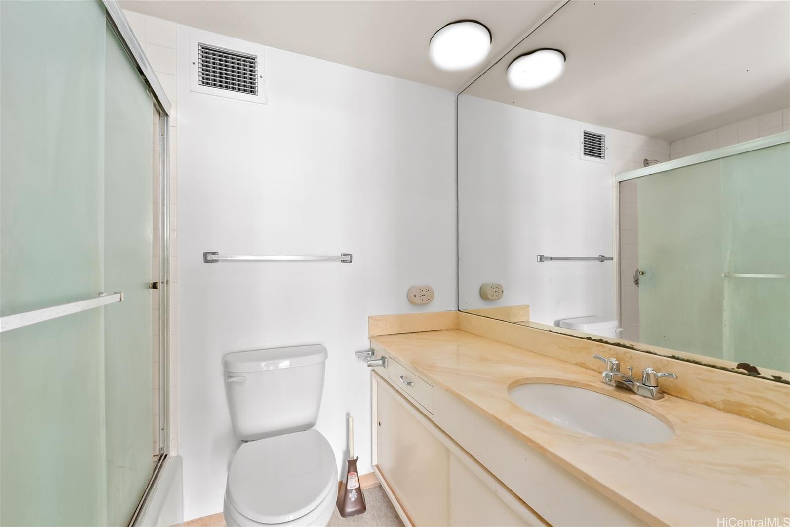 500 University Avenue  Unit 1436