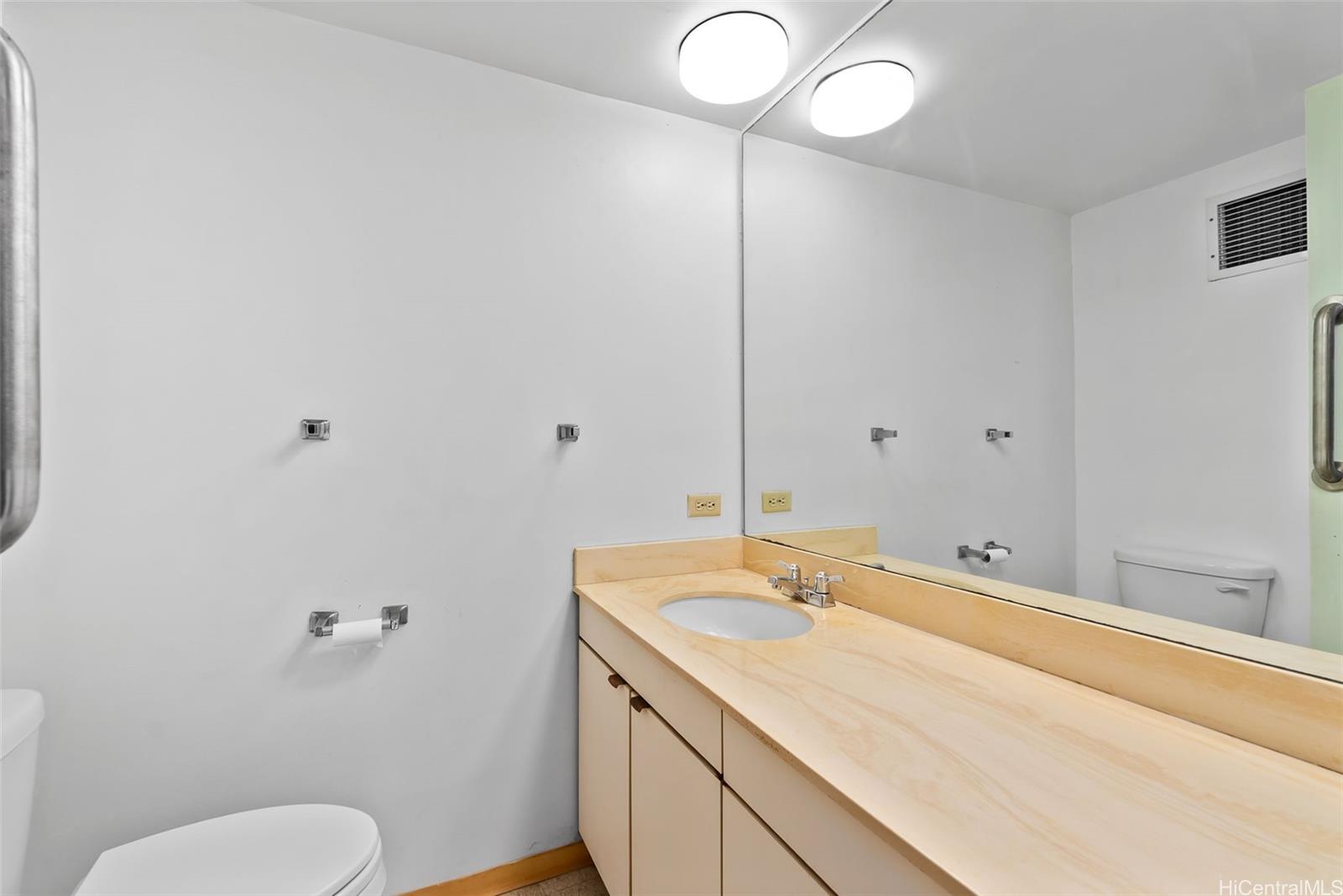 500 University Avenue  Unit 1436