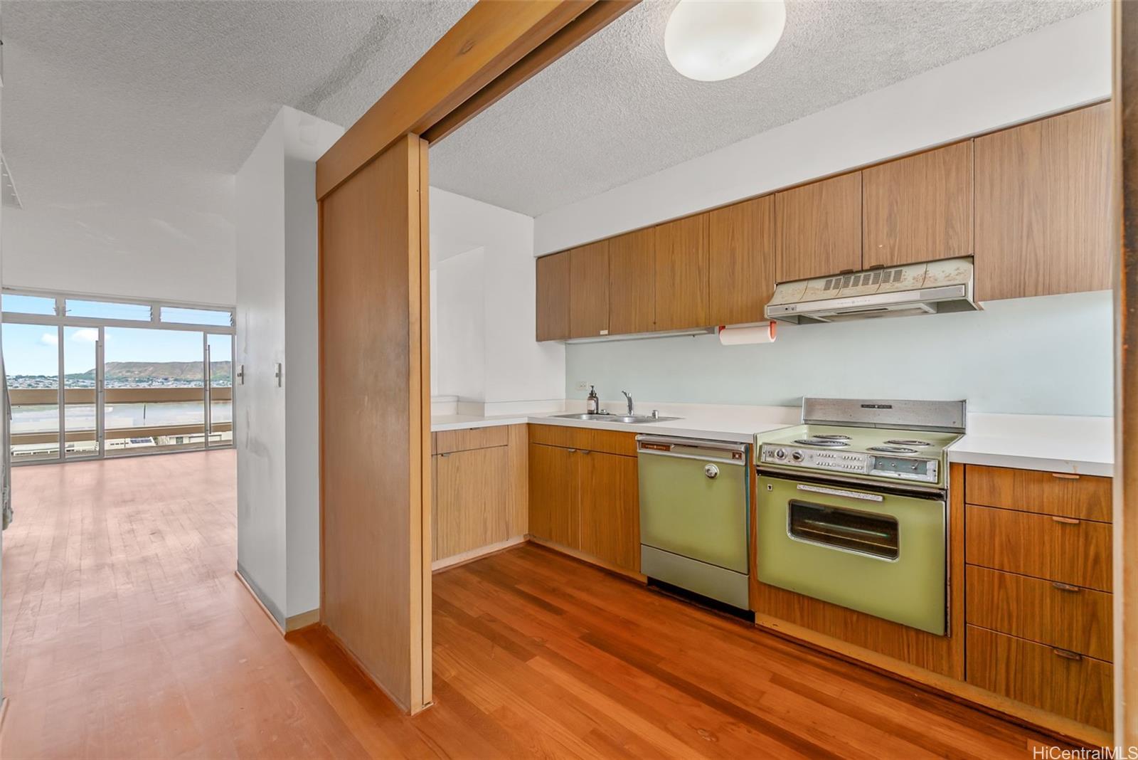 500 University Avenue  Unit 1436