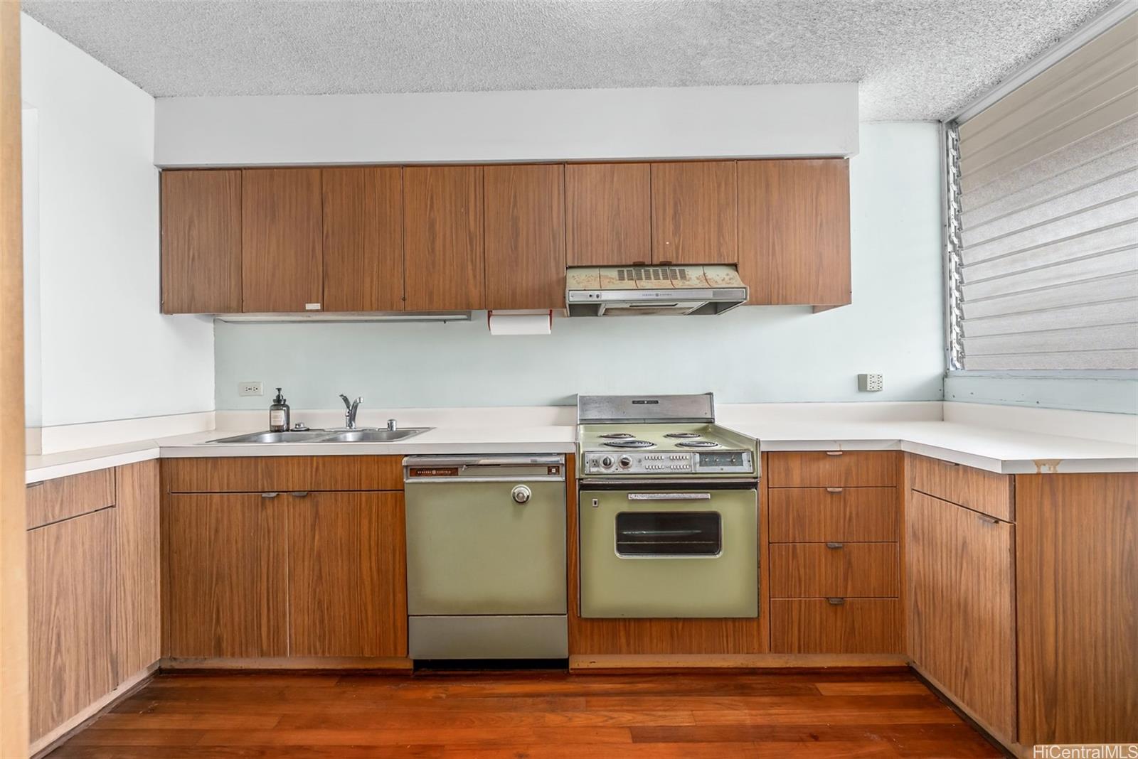 500 University Avenue  Unit 1436