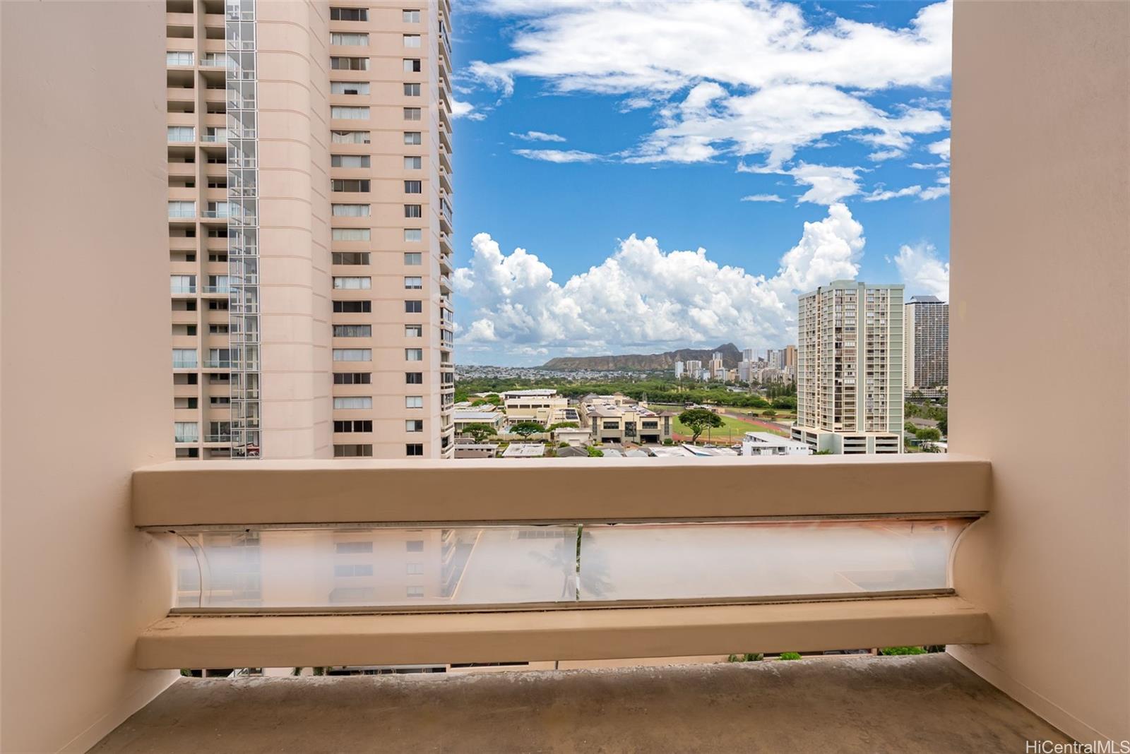 500 University Avenue  Unit 1436