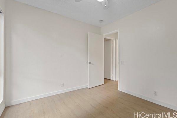 Photo 17 of 23