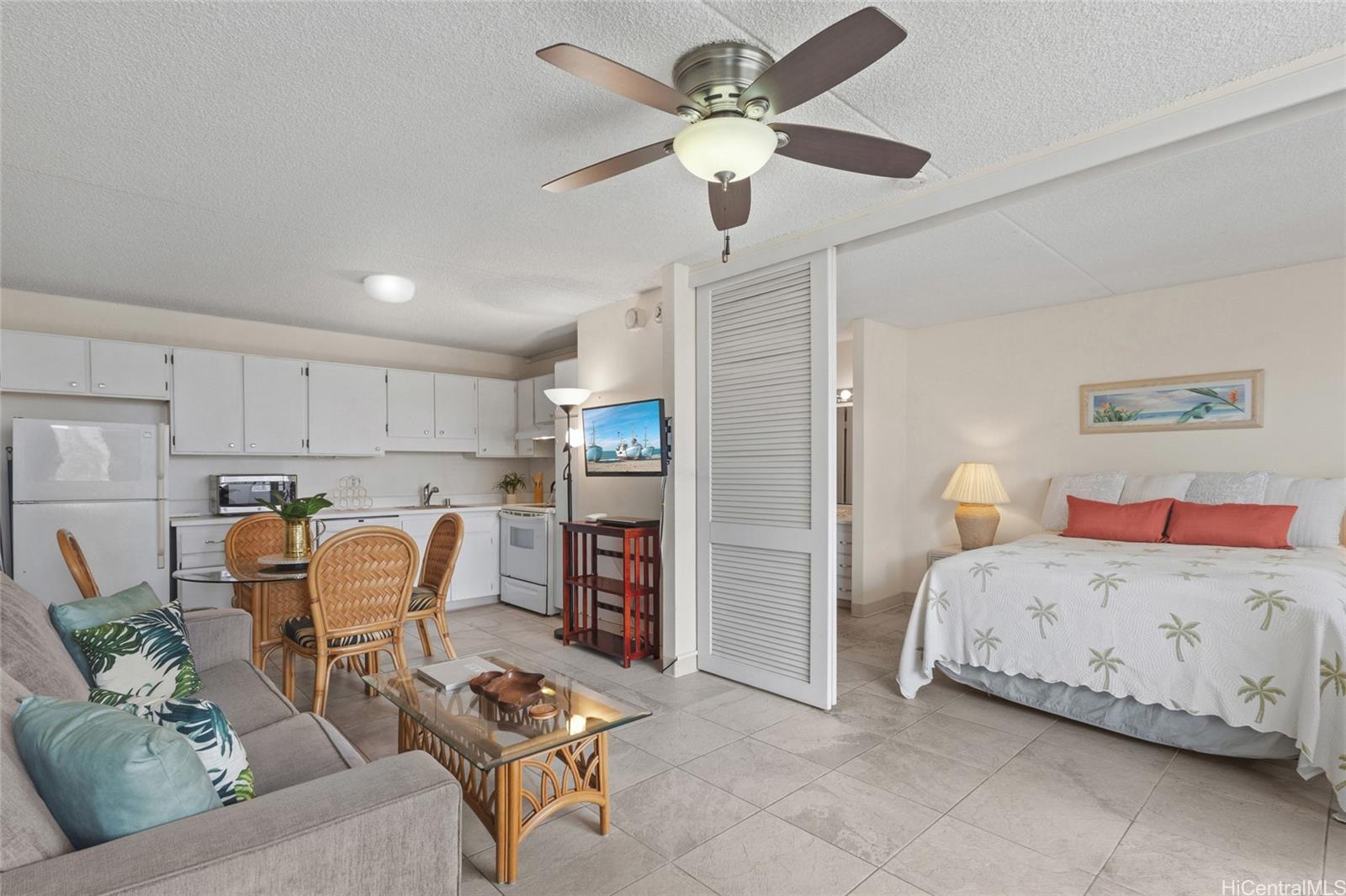 2240 Kuhio Avenue  Unit 1114
