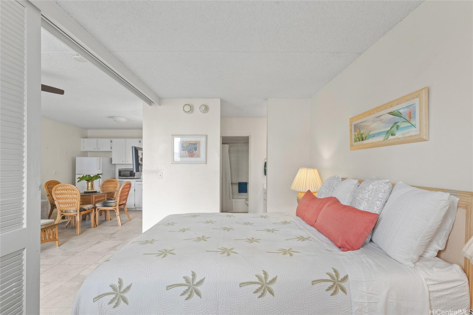 2240 Kuhio Avenue  Unit 1114