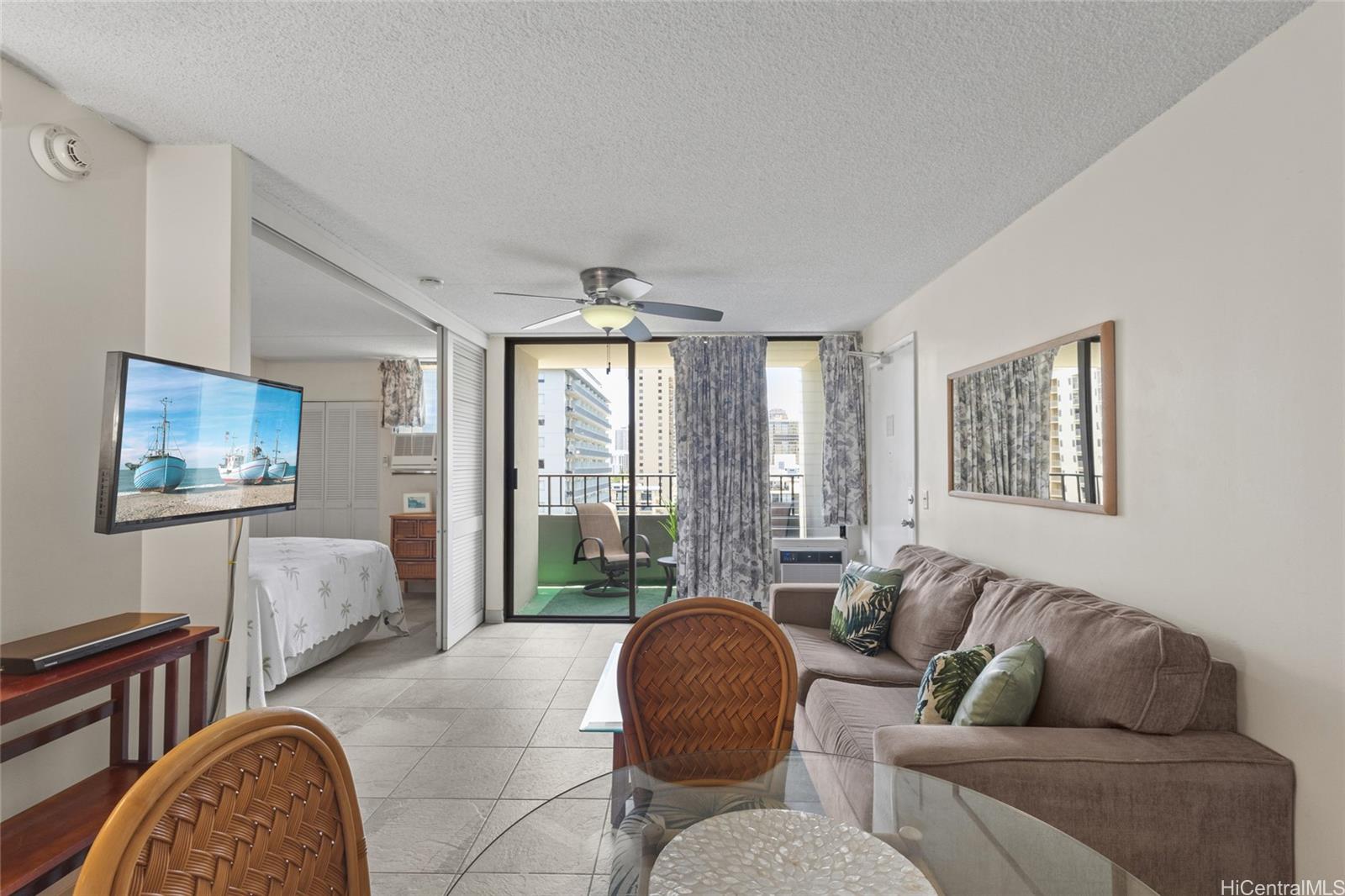 2240 Kuhio Avenue  Unit 1114