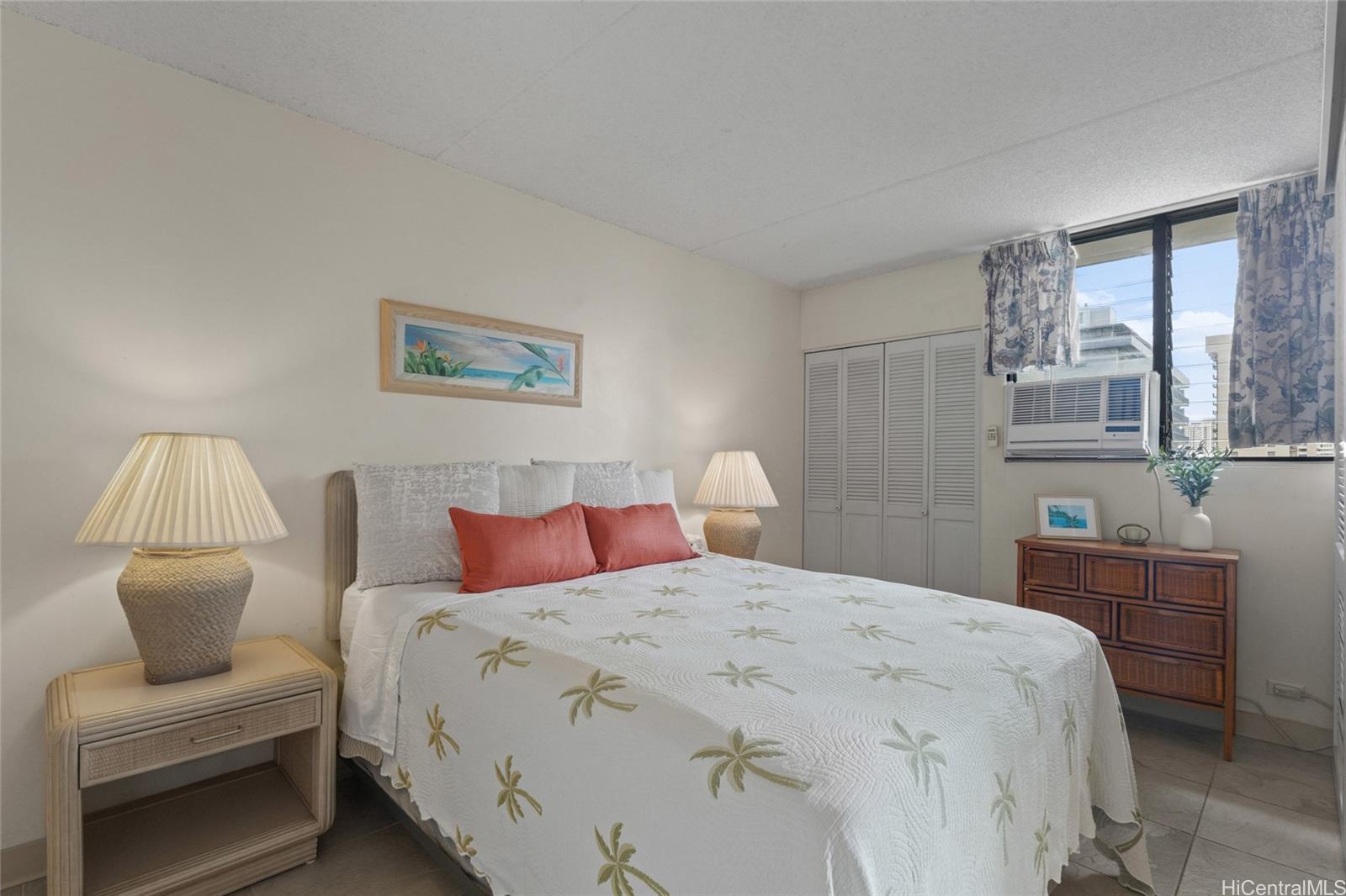 2240 Kuhio Avenue  Unit 1114