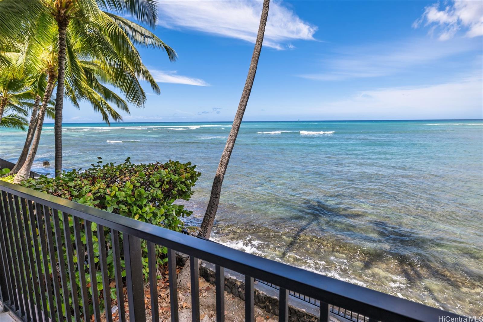 2987 Kalakaua Avenue  Unit 205