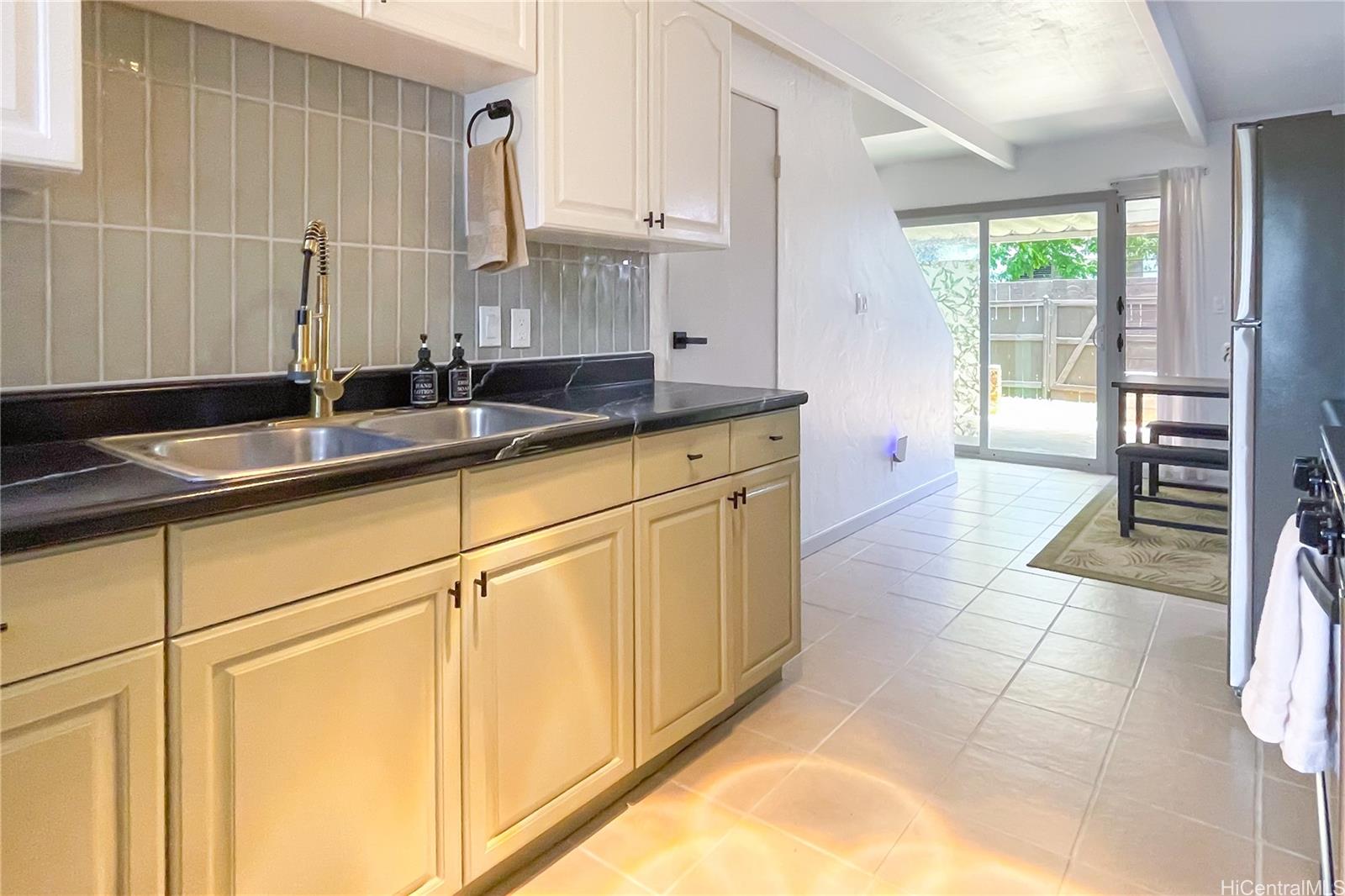 87-153 Helelua Street  Unit 3