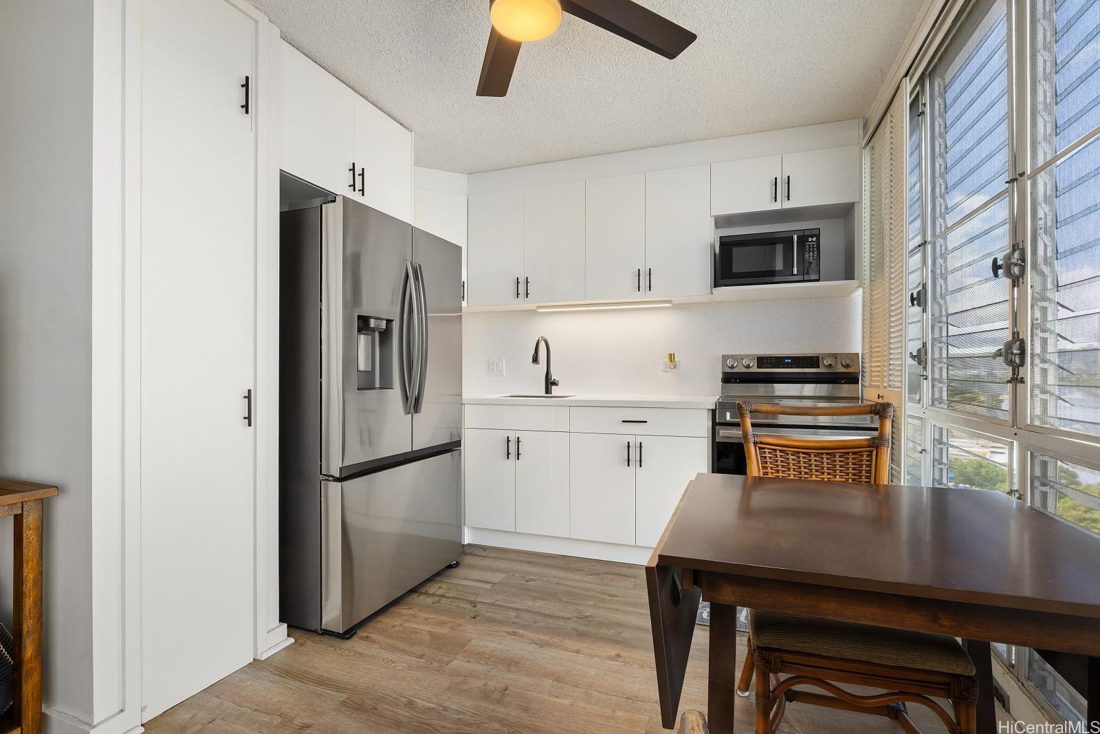 620 Mccully Street  Unit 901