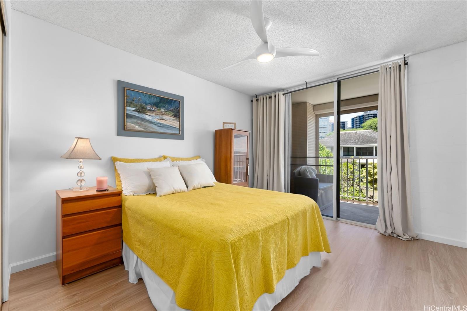 1650 Piikoi Street  Unit 203