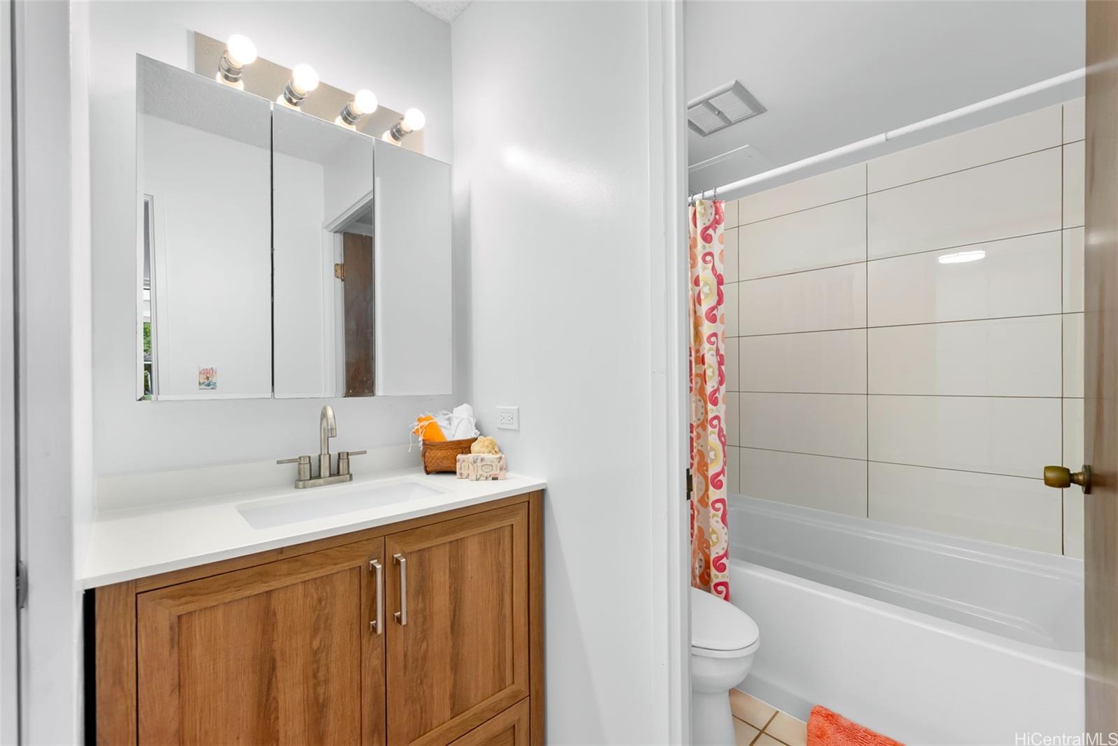1650 Piikoi Street  Unit 203