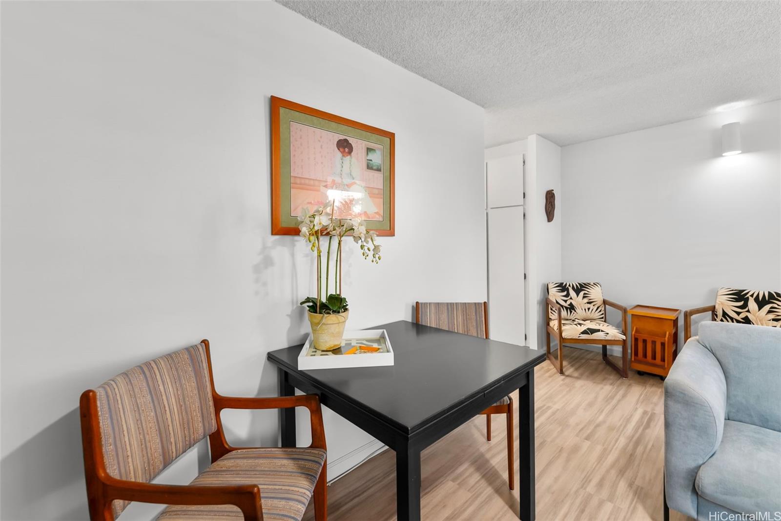 1650 Piikoi Street  Unit 203