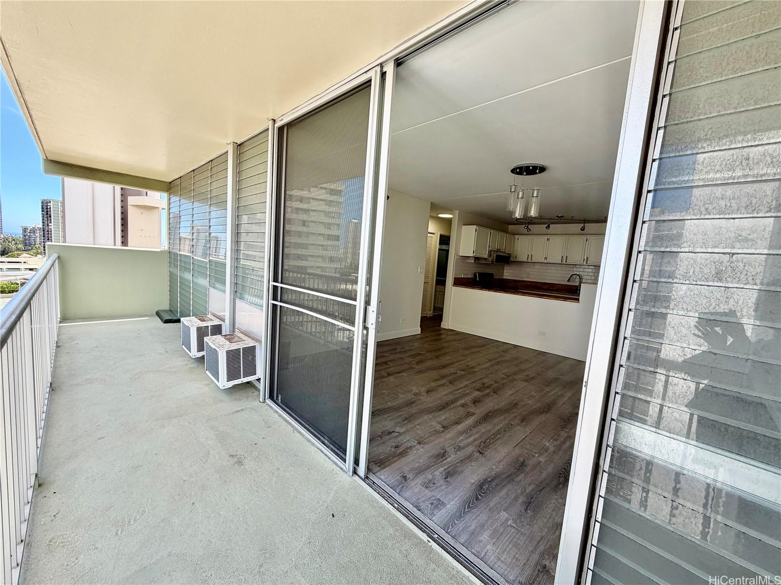 2522 Date Street  Unit 1204