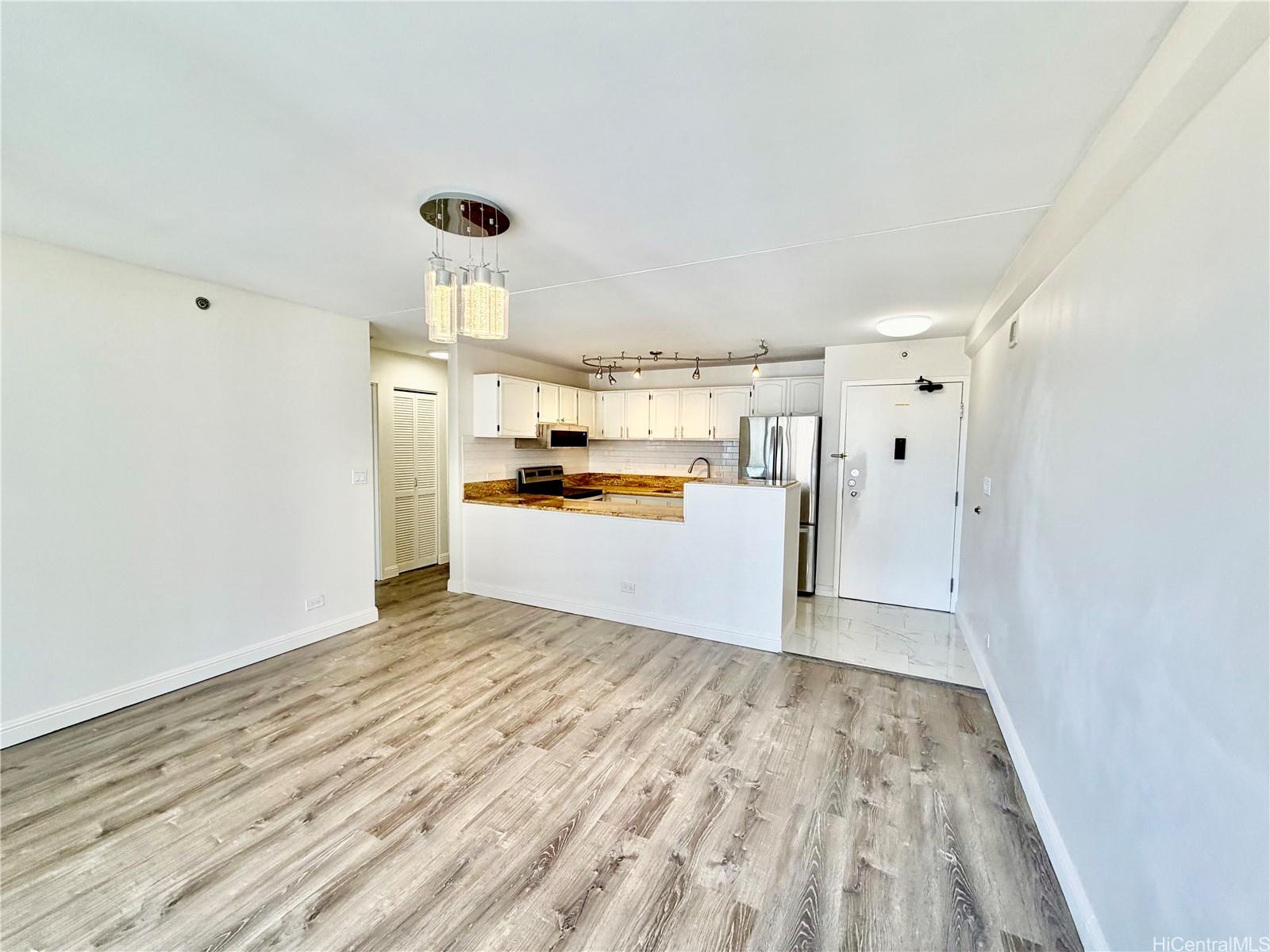 2522 Date Street  Unit 1204