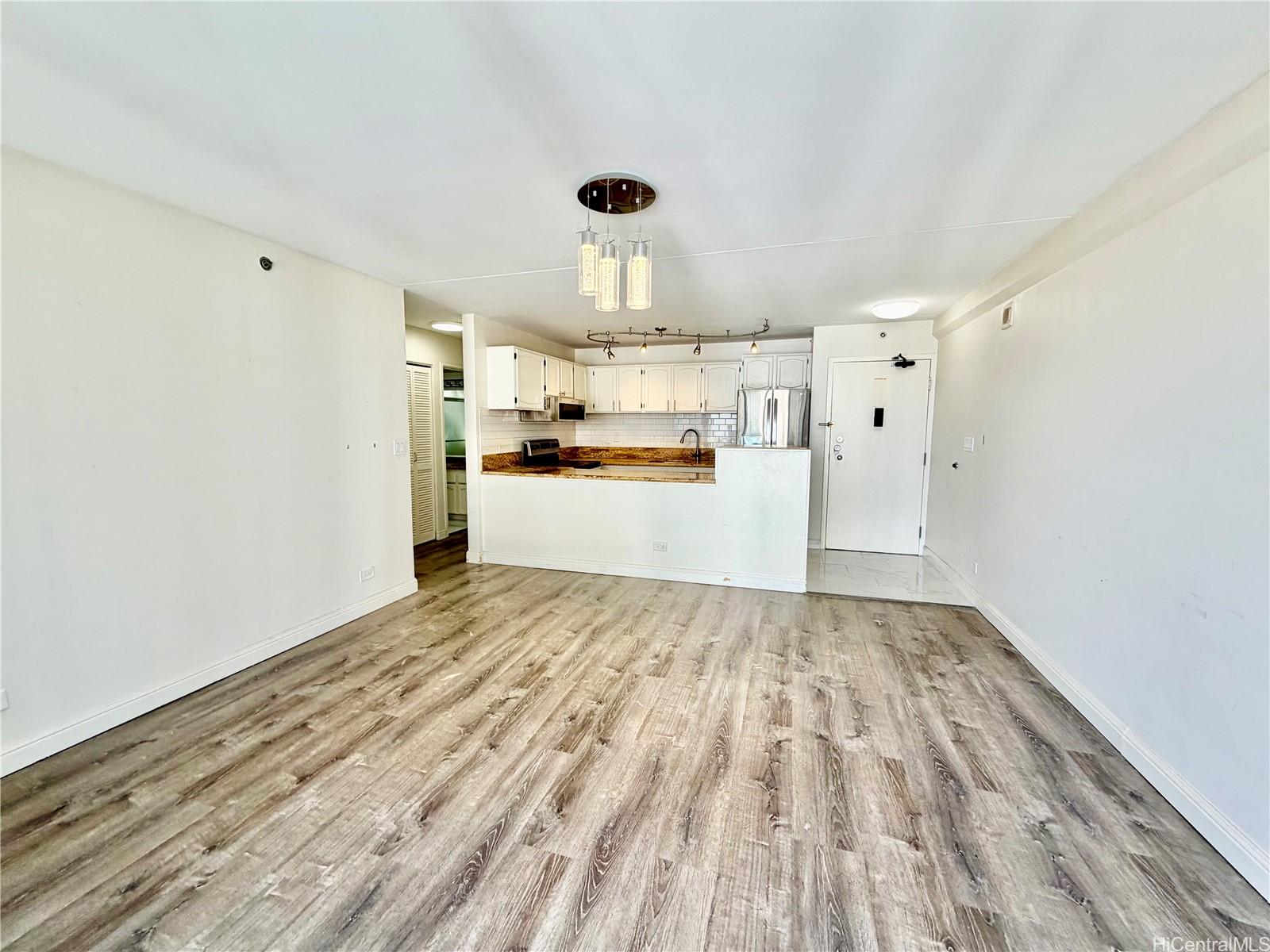 2522 Date Street  Unit 1204