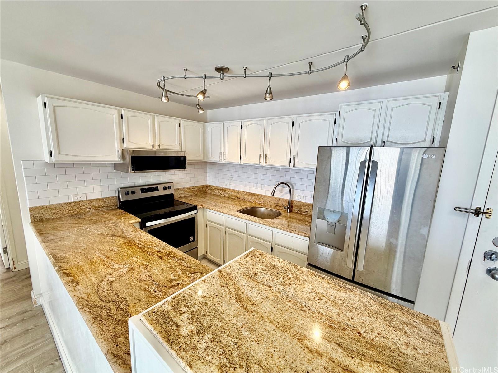 2522 Date Street  Unit 1204