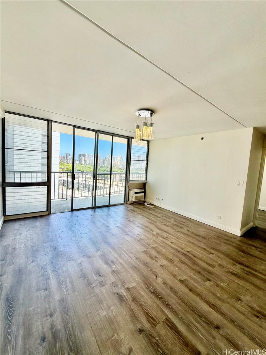2522 Date Street  Unit 1204