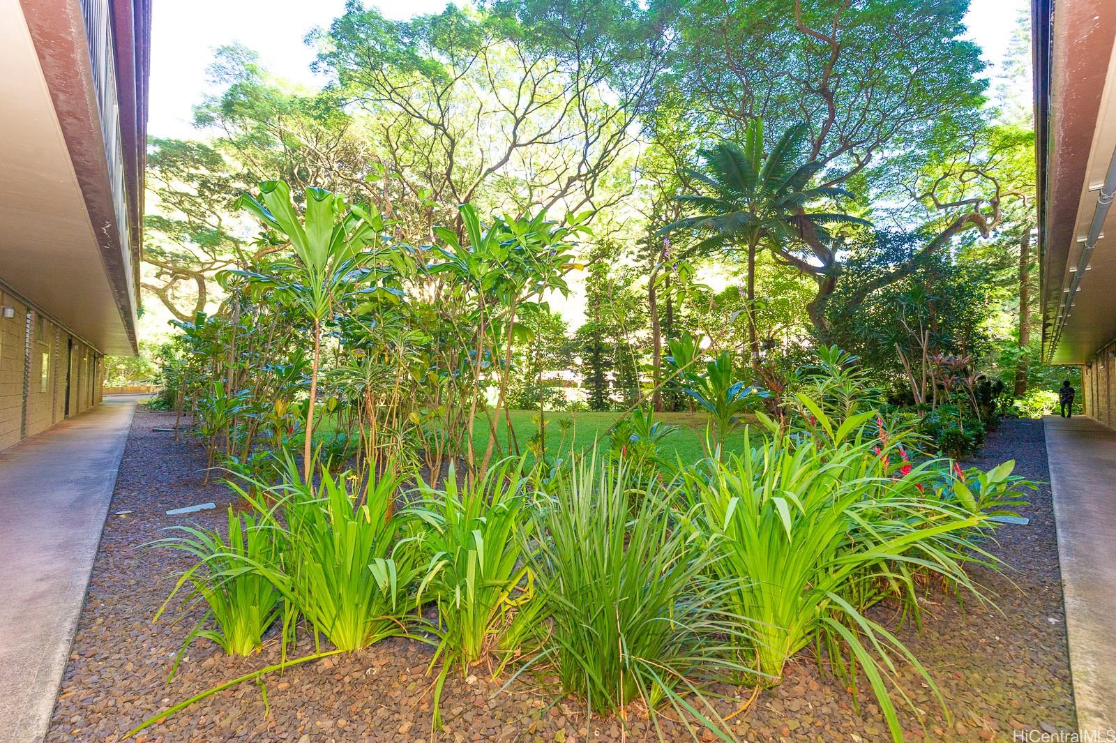 95-273 Waikalani Drive  Unit D402
