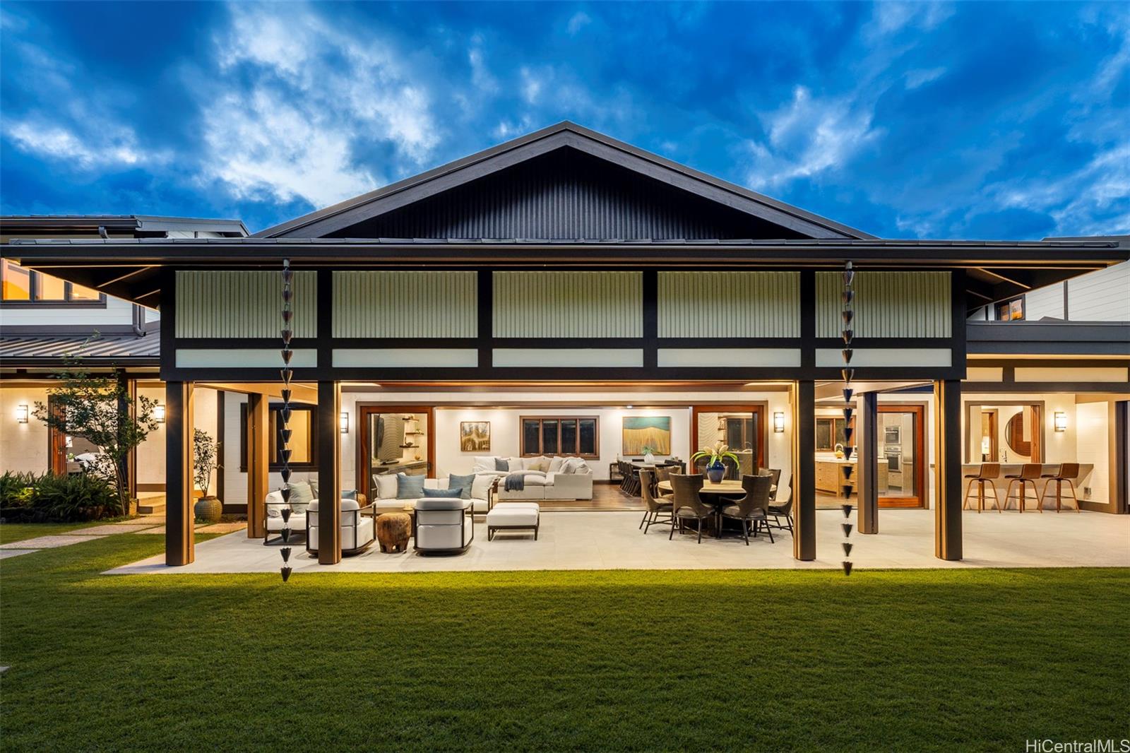 1011 Mokulua Drive