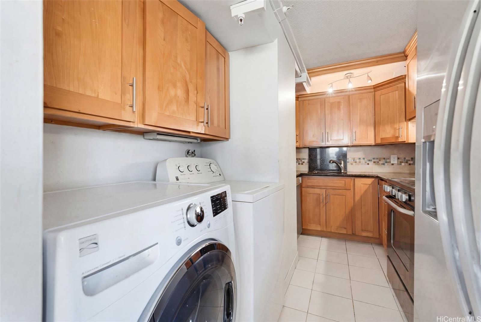 2333 Kapiolani Boulevard  Unit 1008-FS